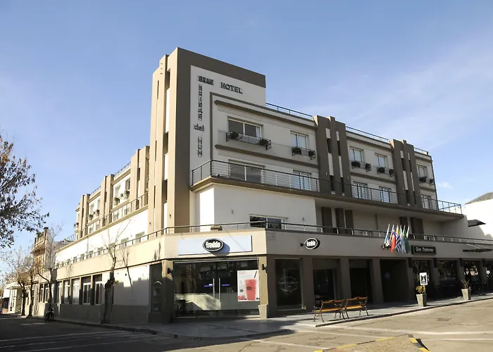 Gran Hotel Brisas del Hum
