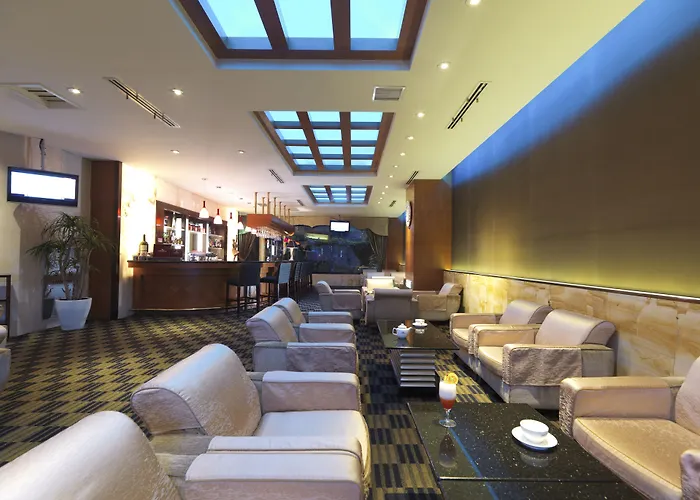 Monarch Plaza Hotel