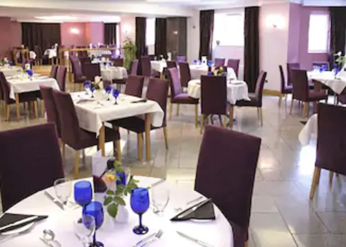 Parkside International Hotel