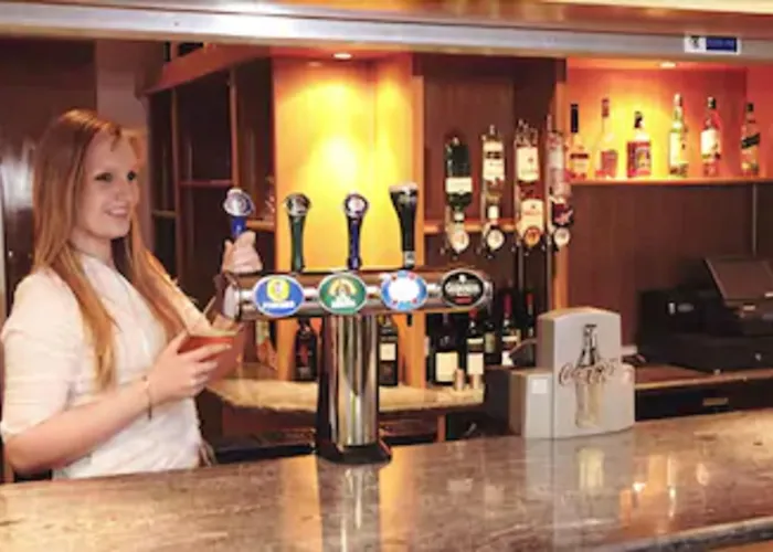Parkside International Hotel