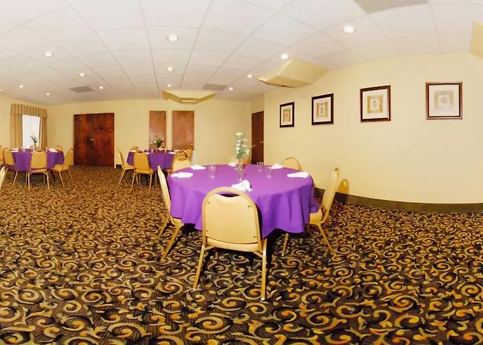 Sleep Inn & Suites Gonzales Near Palmetto State Park