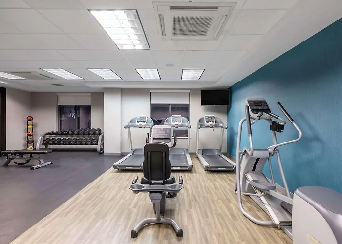 Newly Renovated-Hampton Inn & Suites Casper