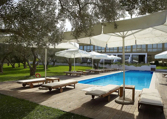 Alexander Beach Hotel & Spa