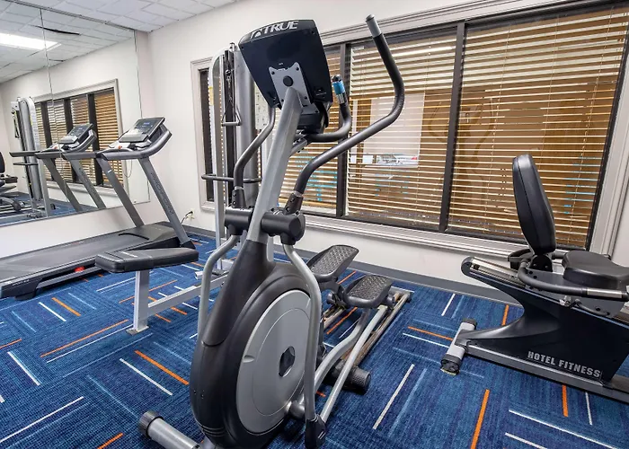 Wingate By Wyndham Lafayette Airport