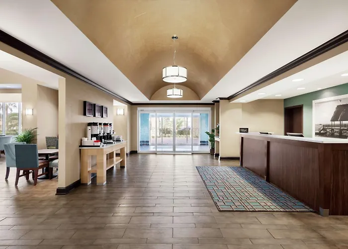 Hampton Inn & Suites Brunswick