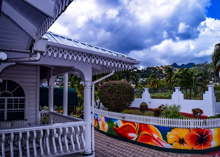 Grenadine House