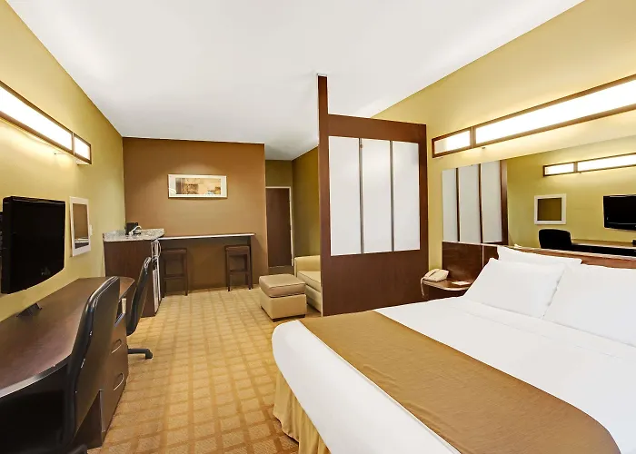Microtel Inn & Suites By Wyndham Bryson City