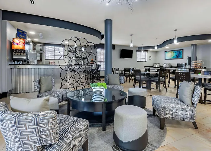 Best Western Plus Bradenton Gateway Hotel