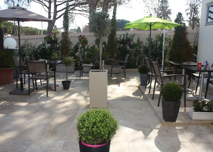 Hotel Miramar- Cap D'Antibes - La Garoupe Plage