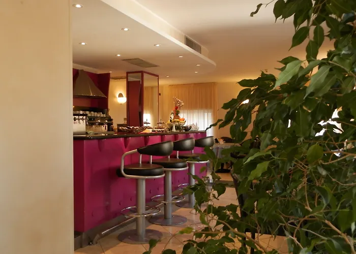 Augustus Hotel