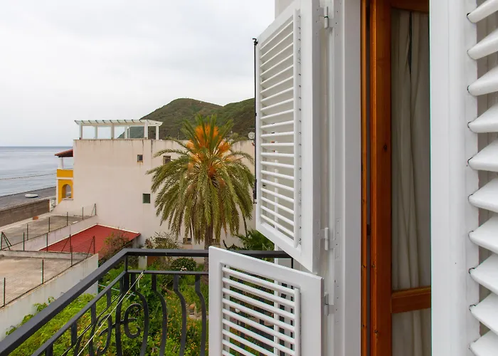 Hotel Amarea - Aeolian Charme