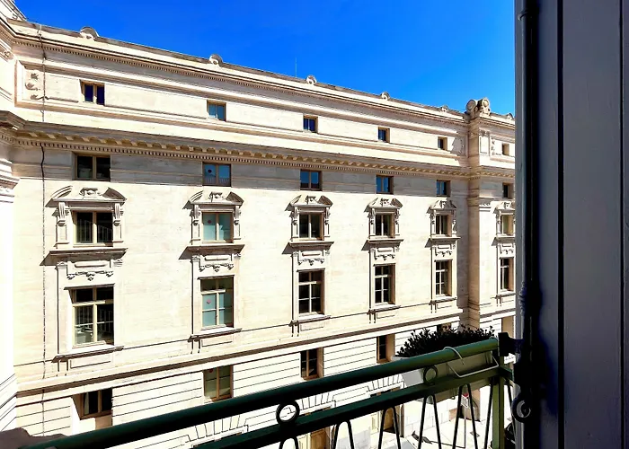 Le National Sete Centre Gare,Ascenseur