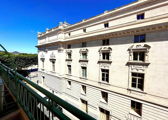 Le National Sete Centre Gare,Ascenseur