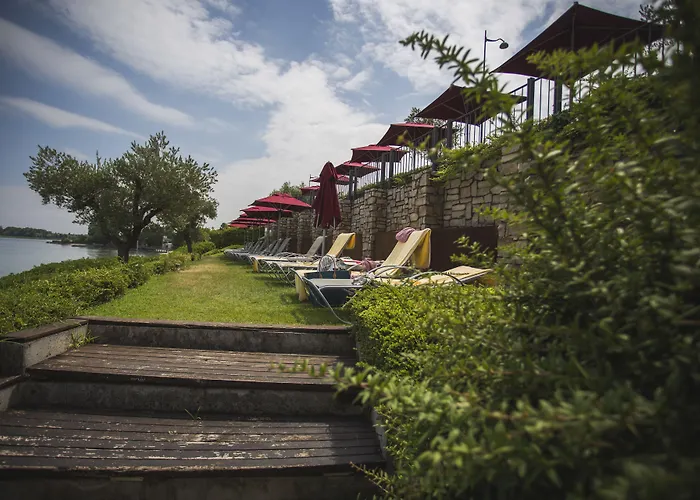 Hotel Acquaviva Del Garda