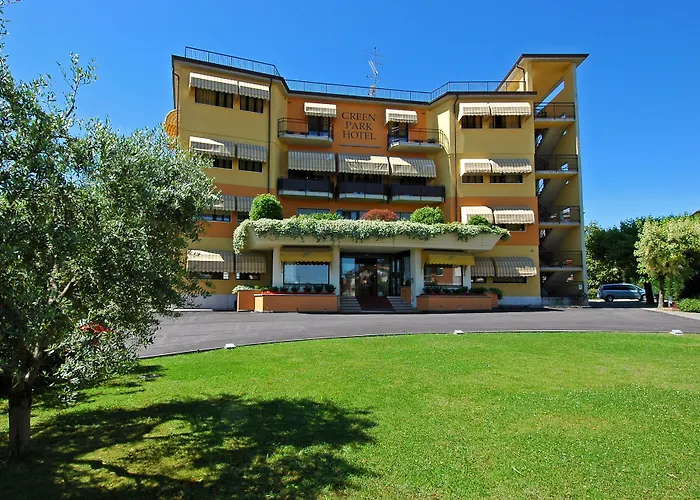Green Park Hotel