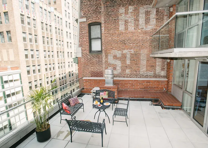 Hotel 32 32 New York