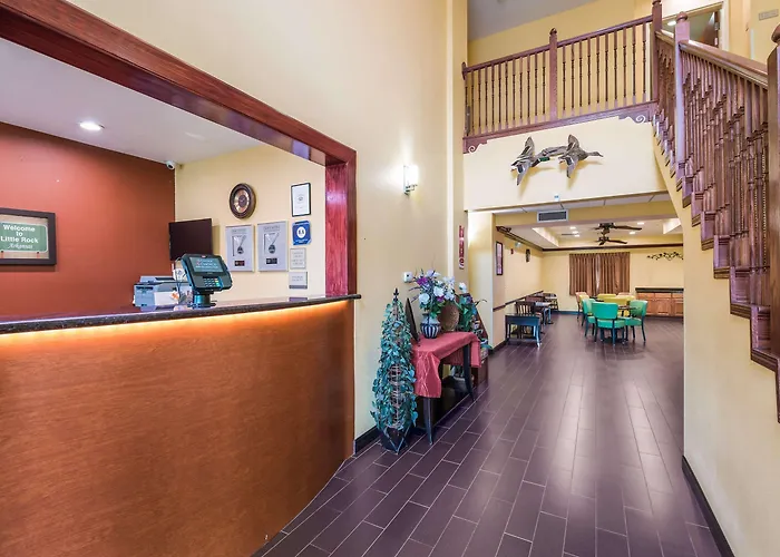 Econo Lodge Inn & Suites Little Rock Sw