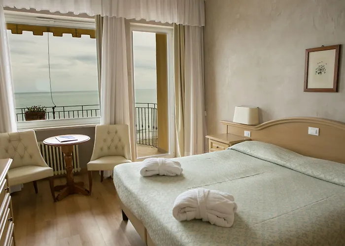 B&B Hotel Diano Marina Palace