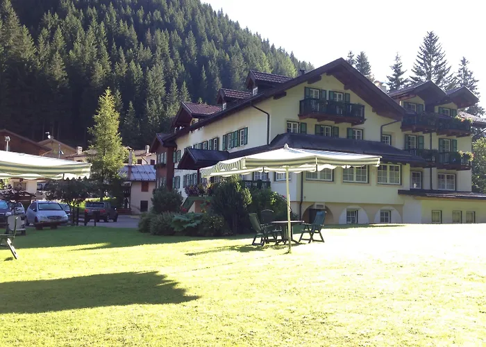 Hotel Villa Rosella Park&Wellness
