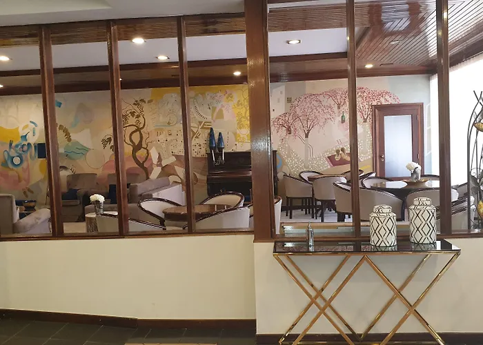 Hotel Eden