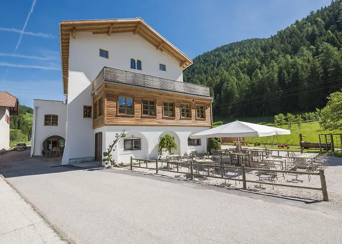 Zum Hirschen Boutique Hotel Val Di Non