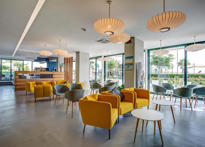 Hotel Commodore