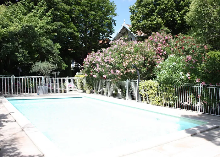 Hôtel le Chalet Fleuri