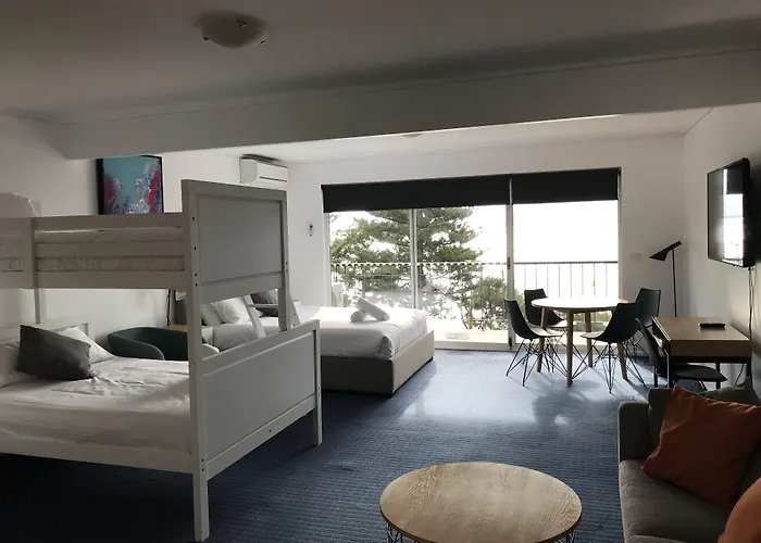 North Pier Hotel