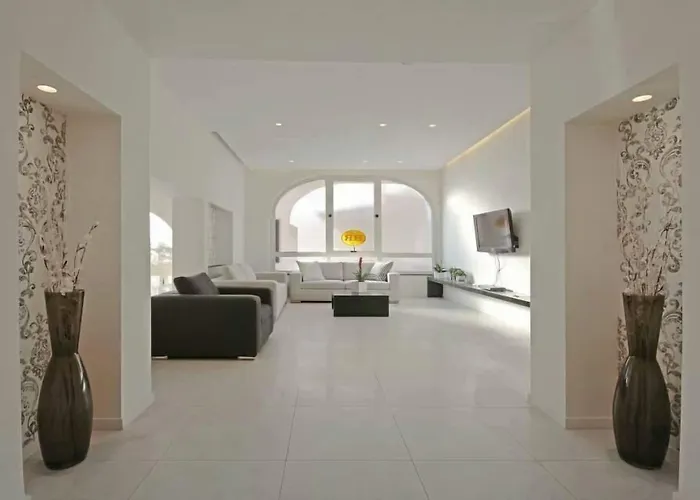 Hr Hotel & Spa