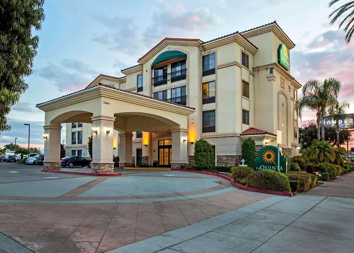 La Quinta By Wyndham Ne Long Beach/Cypress