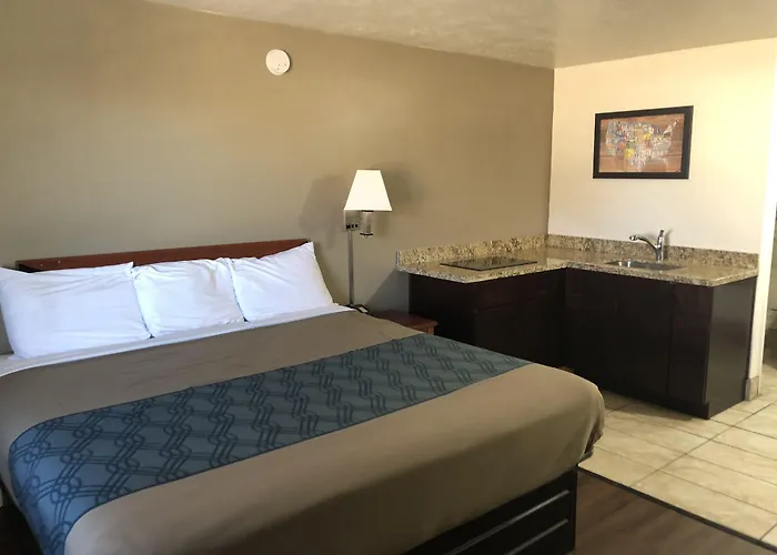 Ameri-Stay Inn & Suites