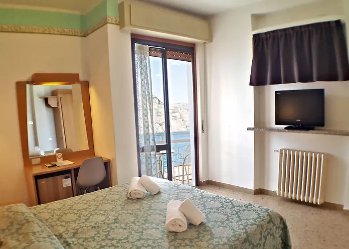 Hotel Eden