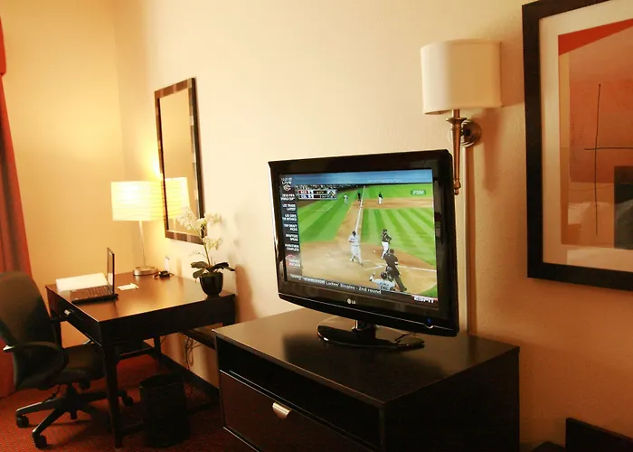 Hampton Inn & Suites Phoenix Chandler Fashion Center