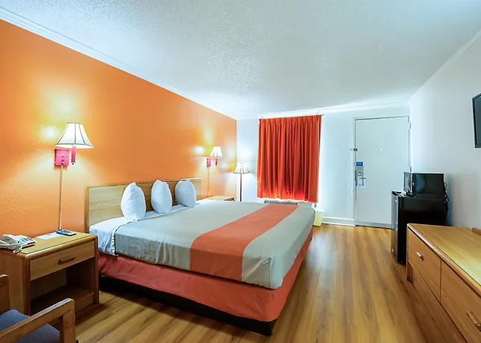 Motel 6-Perry, Ga