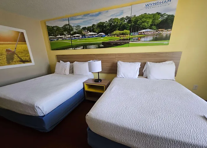 Days Inn By Wyndham Greensboro Nc
