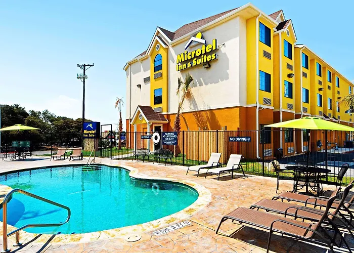 Microtel Inn & Suites By Wyndham New Braunfels I-35