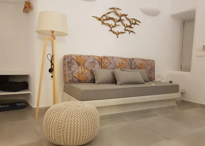 Adamant Suites (Adults Only)