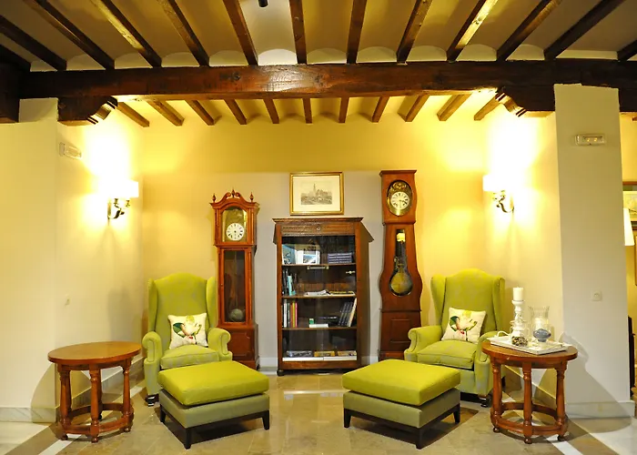 Parador De Santillana Altamira