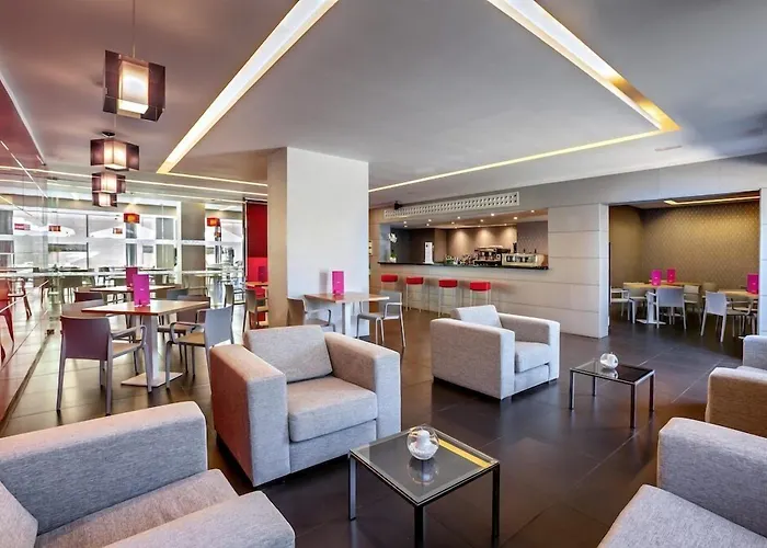 Hotel Granada By Pierre & Vacances