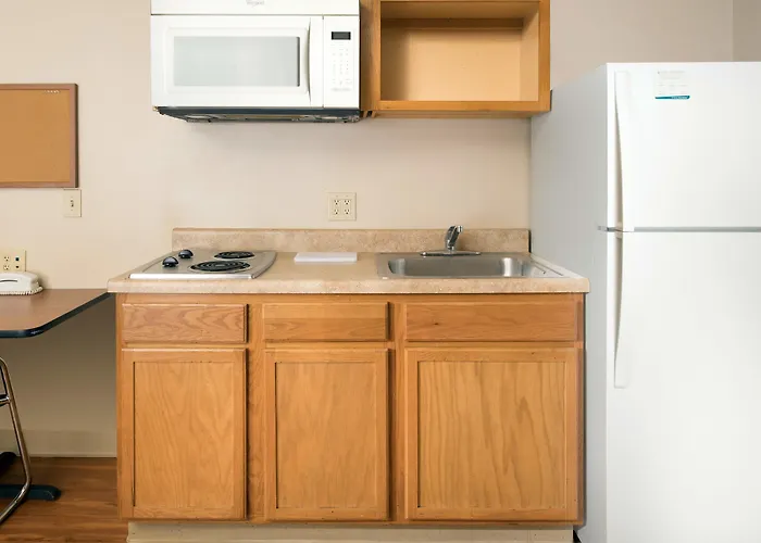 Woodspring Suites Midland