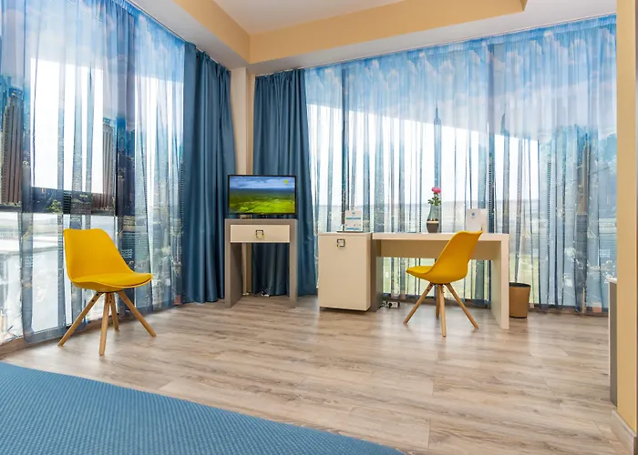 West City Hotel