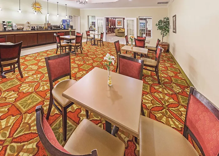 La Quinta By Wyndham Columbus Tx