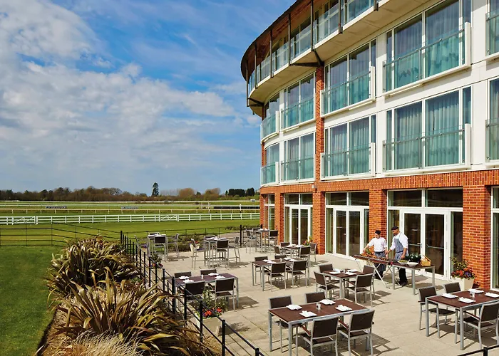 Lingfield Park Marriott Hotel & Country Club