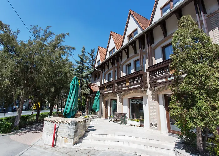 Revesz Hotel, Restaurant And Rosa Spa