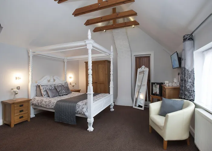 Newtown House Hotel