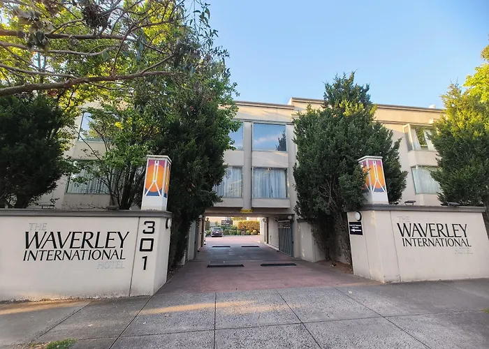 The Waverley International Hotel