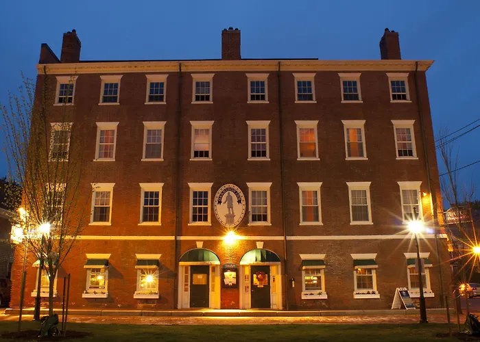 Garrison Inn