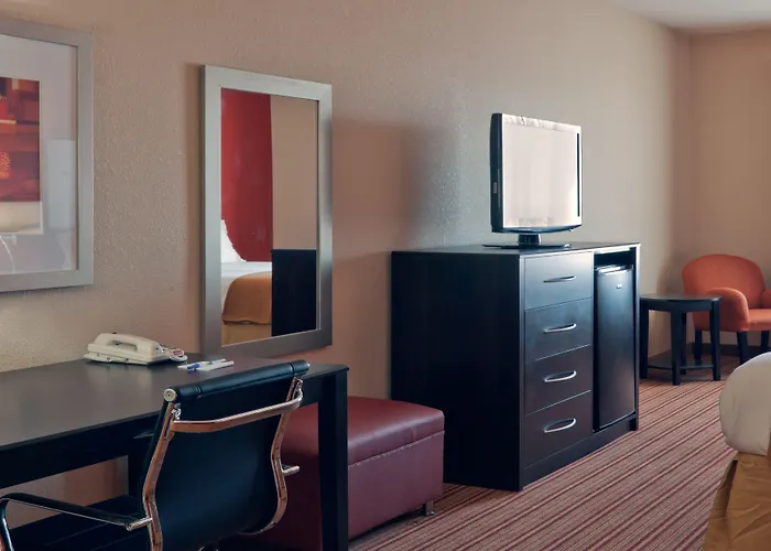 Holiday Inn Express Hotel Winona North By Ihg