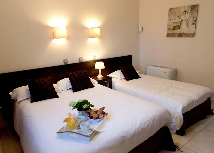 Logis Hostellerie De L'Abbaye