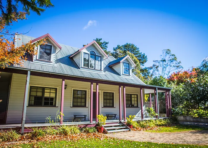 Whispering Pines Chalet & Cottages